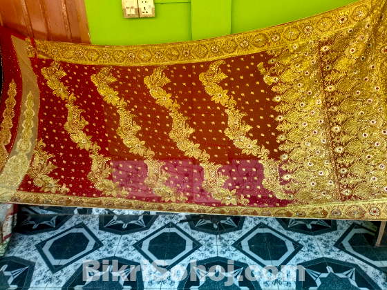 ব্যবহৃত শাড়ি